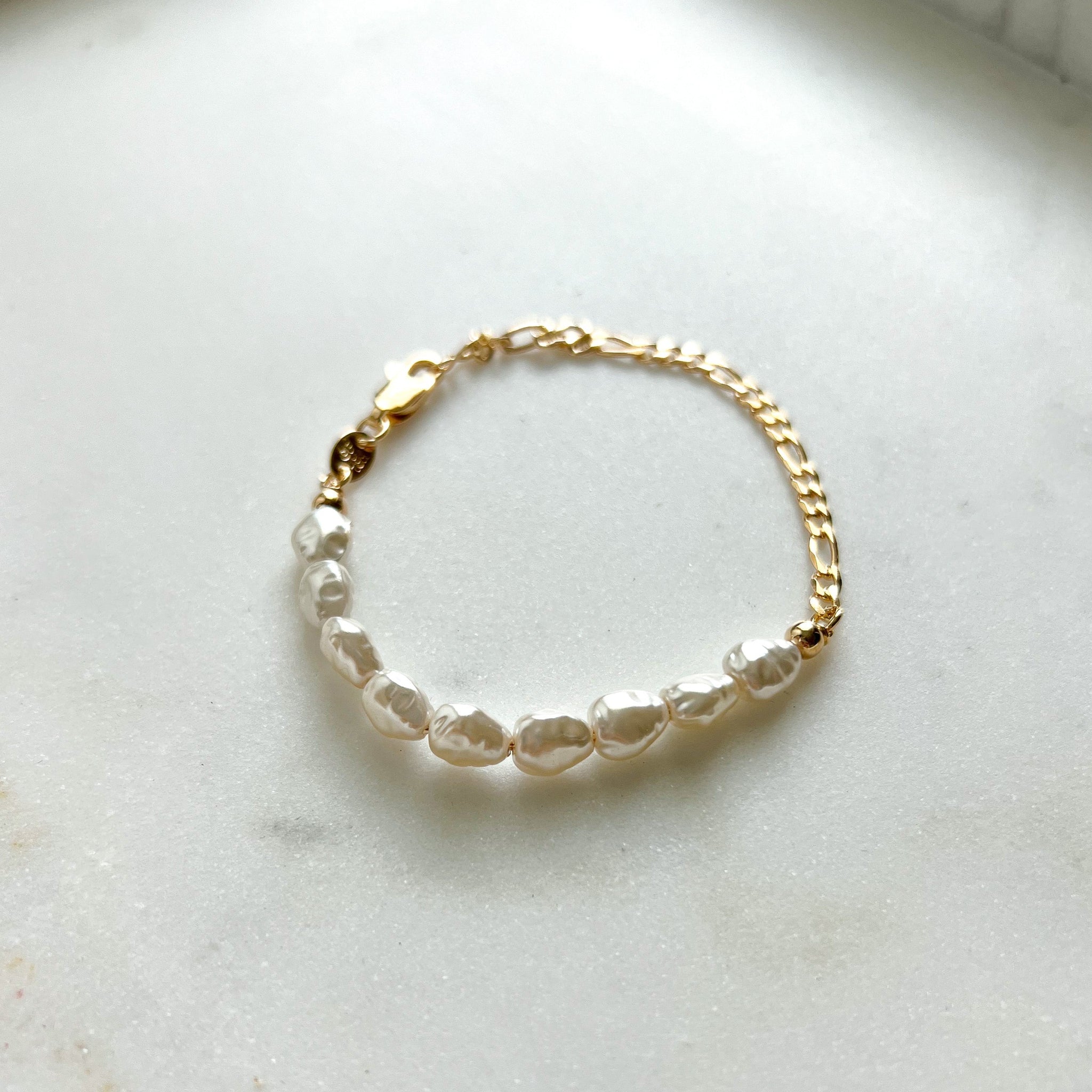 Figaro Pearl Bracelet